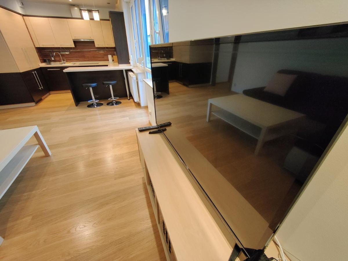 Apartament F&J #12 Торунь Экстерьер фото